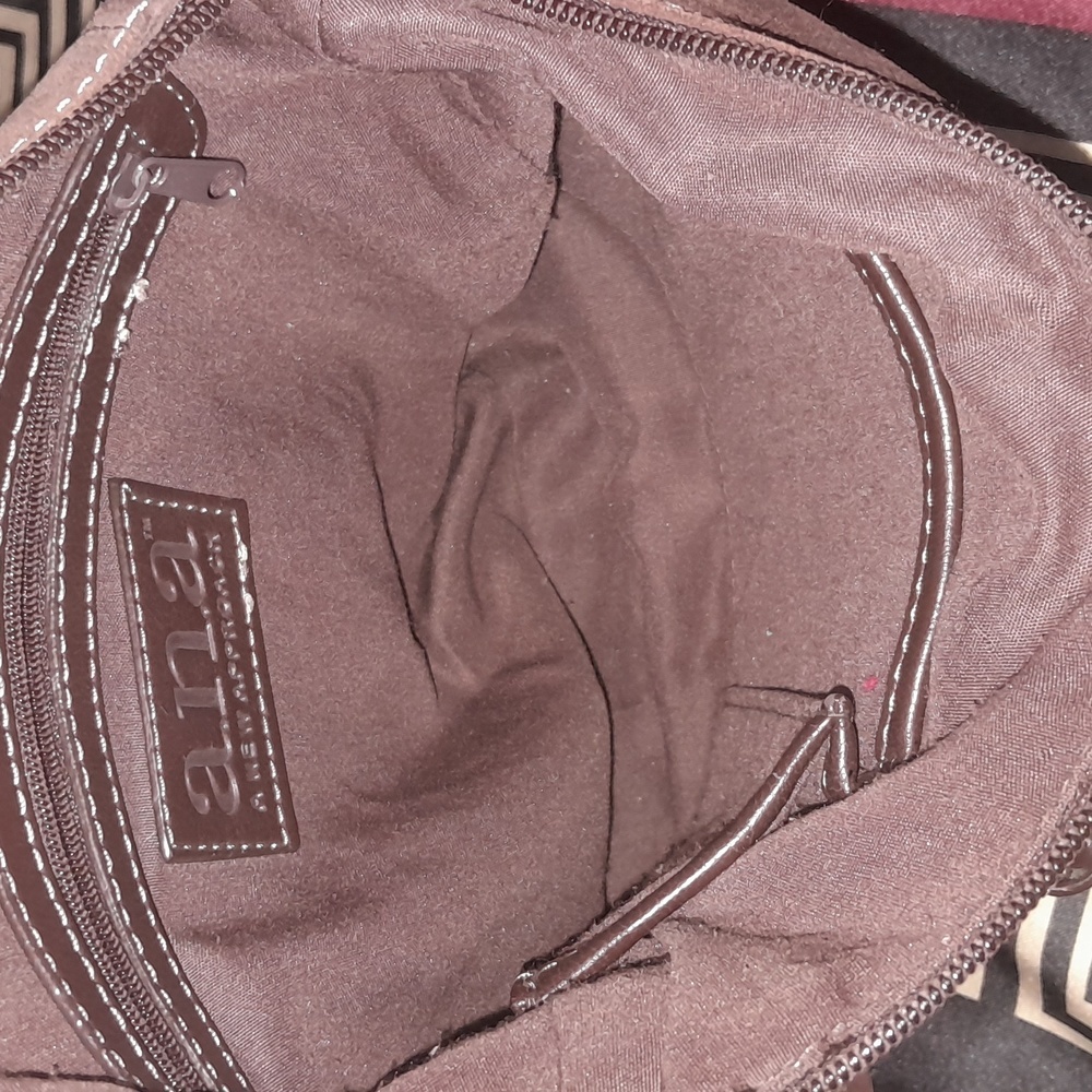 Ana A New Approach Leather Crossbody Purse - Picture 5 of 6